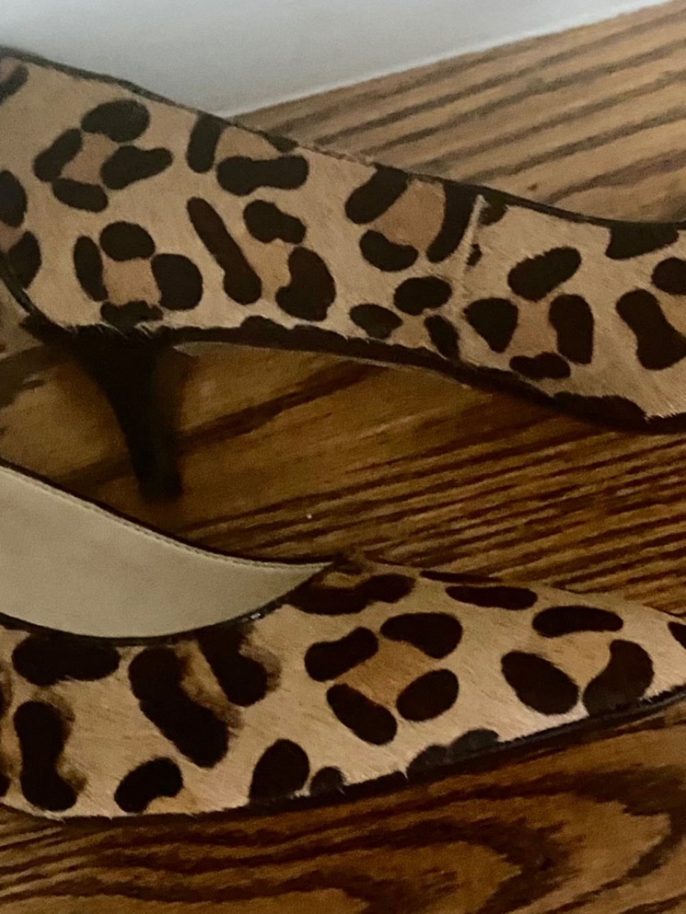 Calvin Klein Shoes. Leopard. Kitten Heels. Size 9.5. Like New. Cow Fur. - Picture 5 of 9